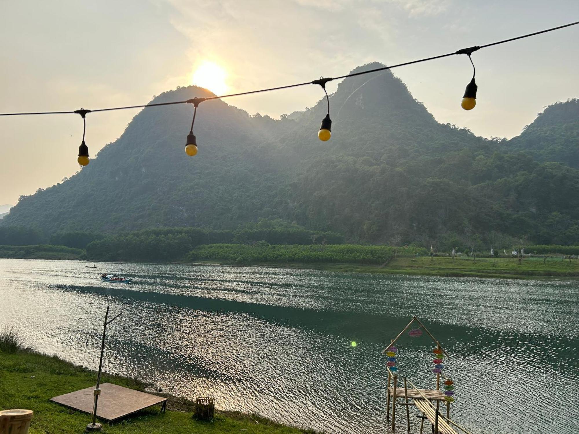 Son River House Phong Nha Bagian luar foto