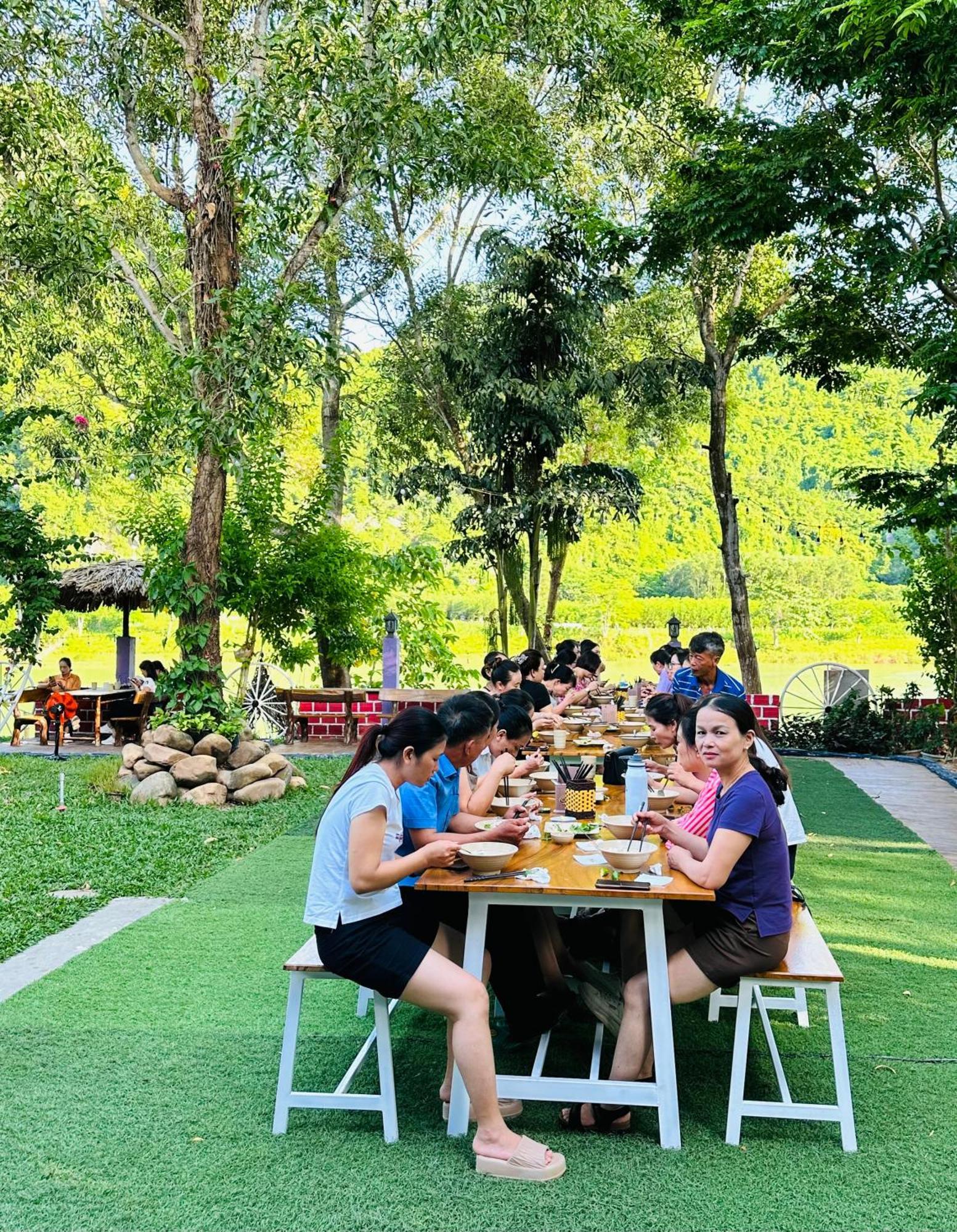 Son River House Phong Nha Bagian luar foto