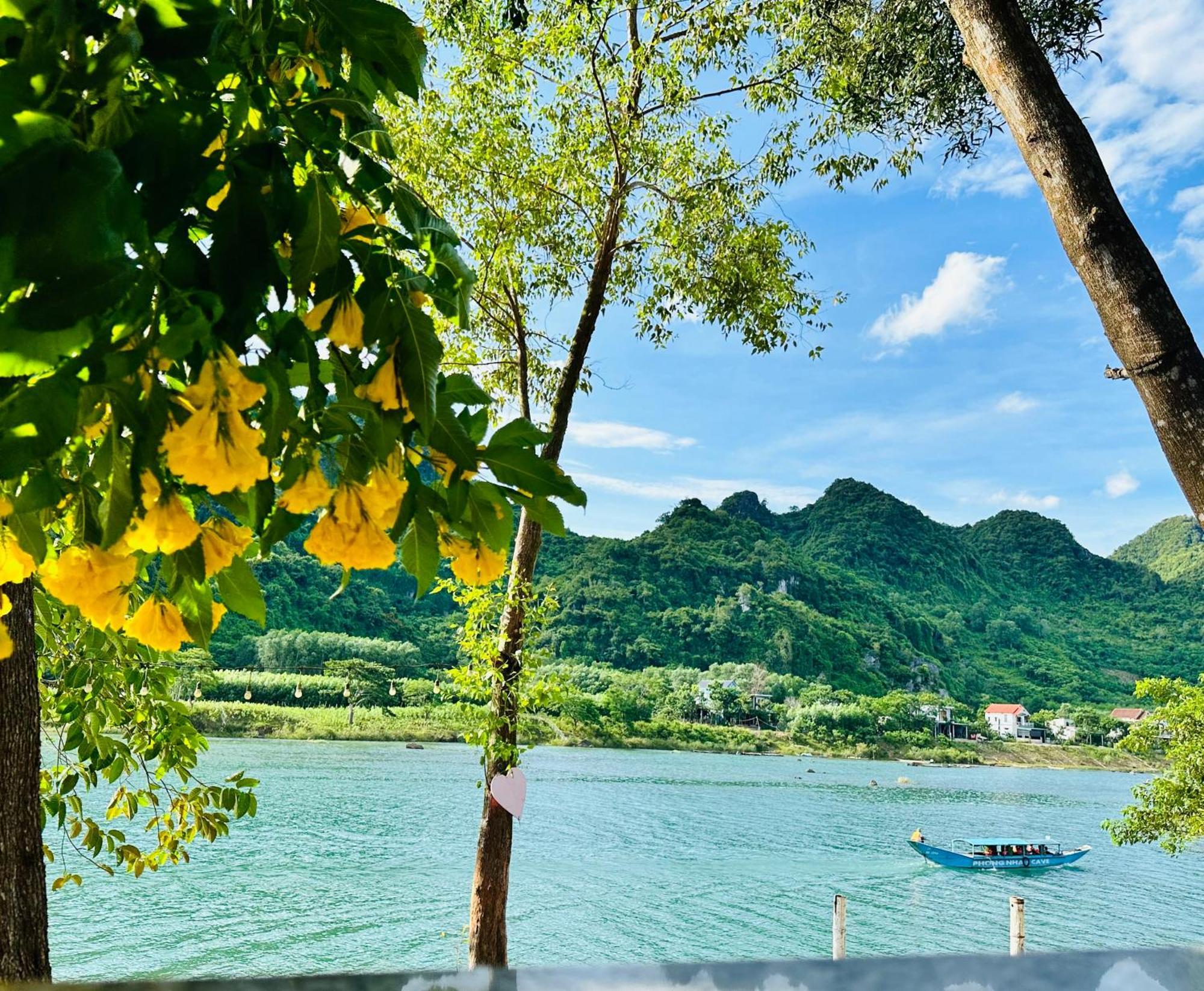 Son River House Phong Nha Bagian luar foto